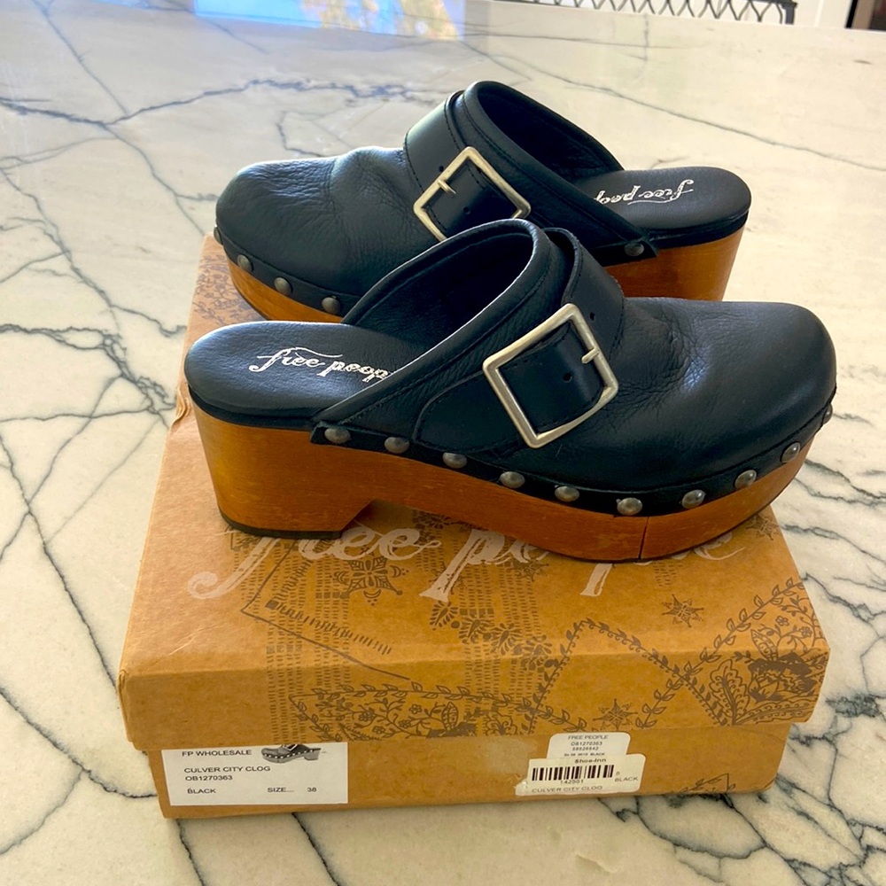 FreePeople Culver City Clogs